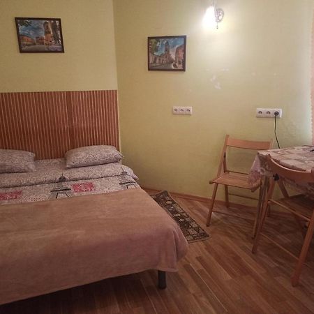Апартаменти Смарт-економ,10 хв до ж/д вокзалу Львів Екстер'єр фото