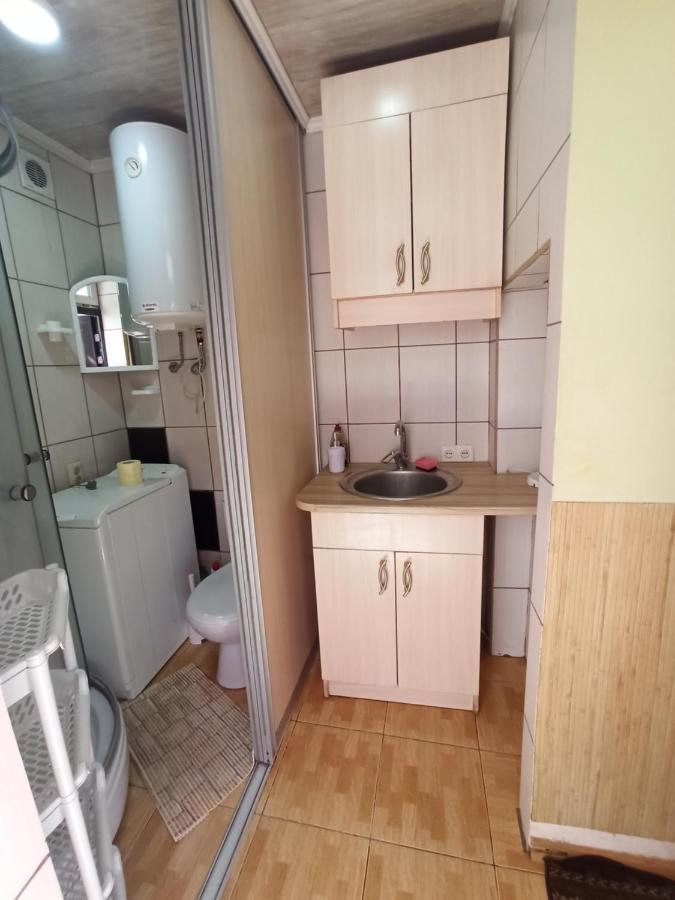 Апартаменти Смарт-економ,10 хв до ж/д вокзалу Львів Екстер'єр фото